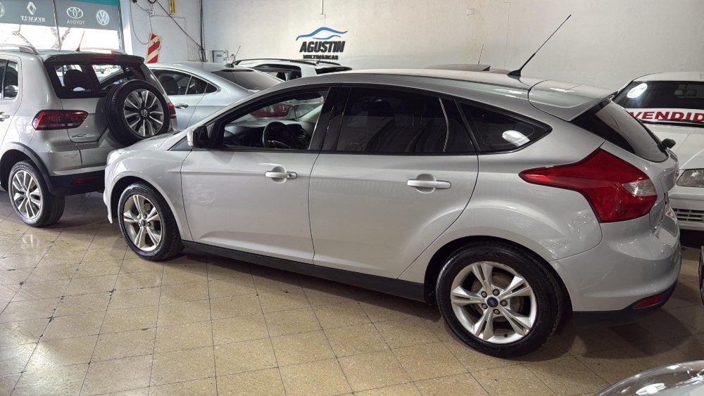 Ford FOCUS 1.6 S